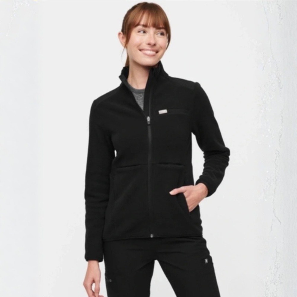 Figs On-Shift Fleece Jacket Black Size Small Scrub Zip Up Style WXXOW1007